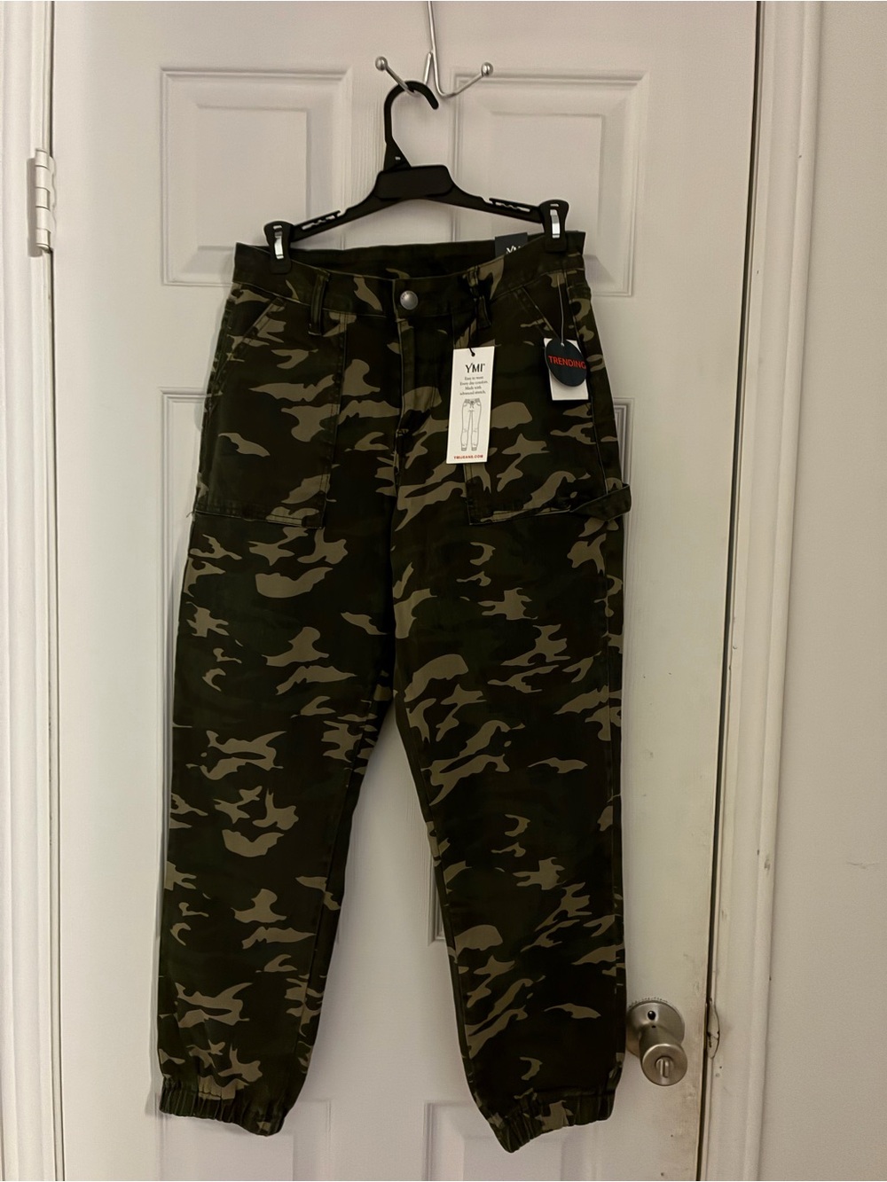 Womens Camouflage Utility Jogger Pants - Olive Green